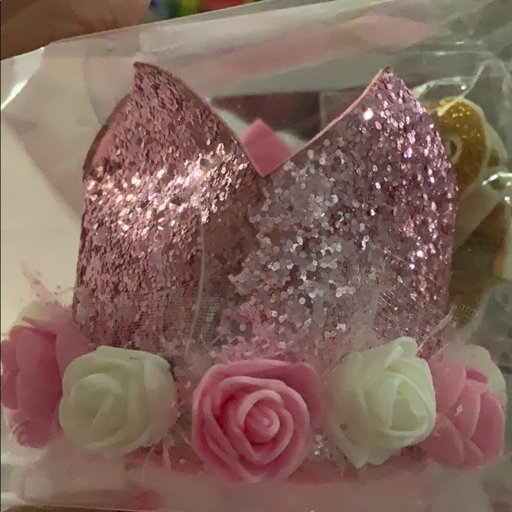 NWT Pink glitz Crown kids in months or years to 9